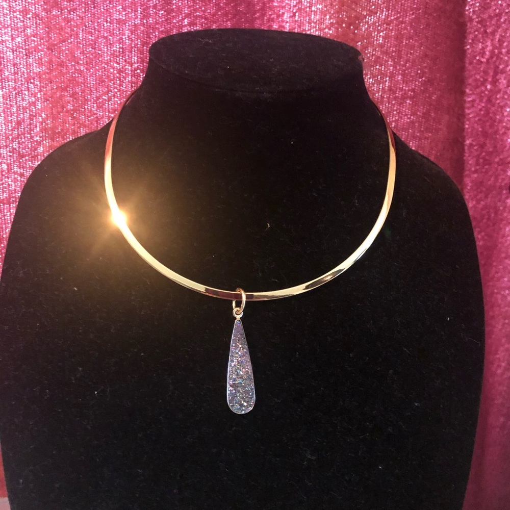 Charles Albert neck wire and pendant